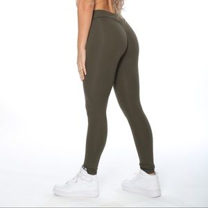 Celestial Bodiez Booty Scrunch Leggings